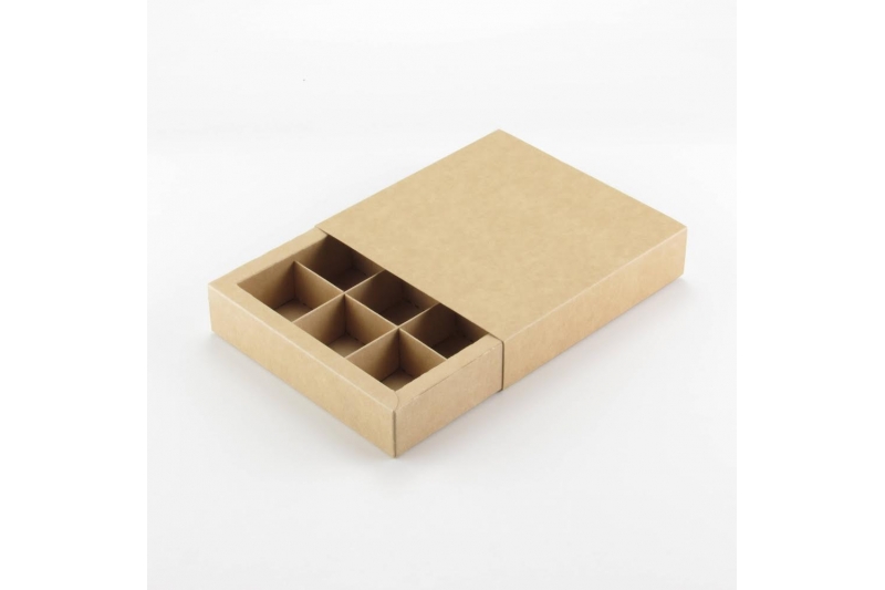 Коробка на 9 конфет с фальшбортом белая/крафт без окна (12,2*12,2*3 см)