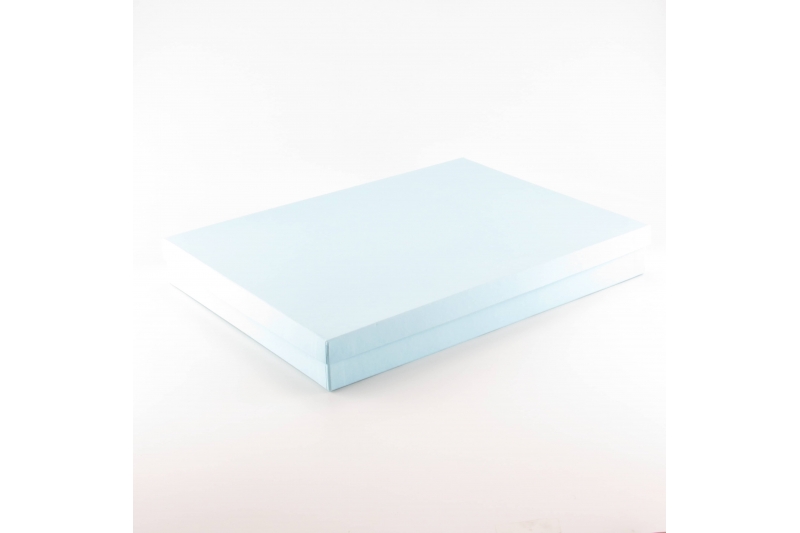 Коробка «Рассвет» (40*30*5 см) нежно-голубая